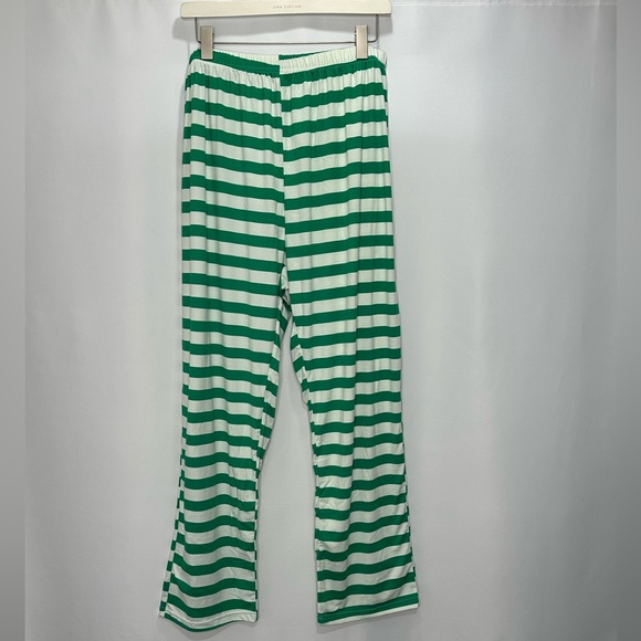 Men’s Elf Christmas Pajama Set - Picture 4 of 11